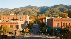 Downtown Ashland Oregon plaza with mountain backdrop at golden hour